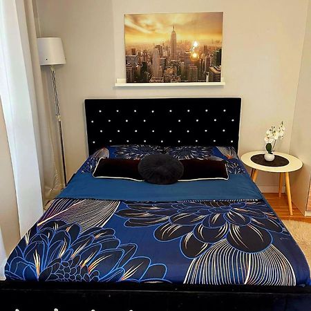 Homecomfort Apartament Delux Warszawa Zewnętrze zdjęcie