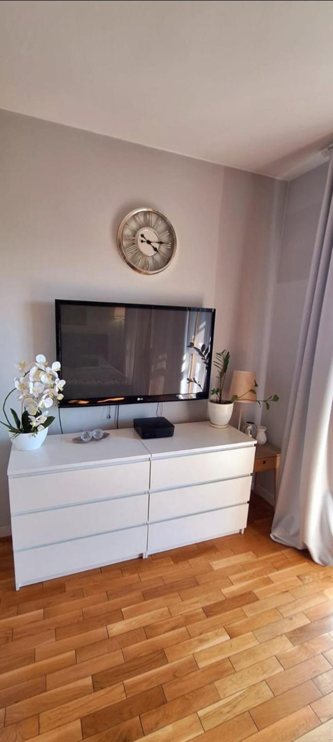 Homecomfort Apartament Delux Warszawa Zewnętrze zdjęcie